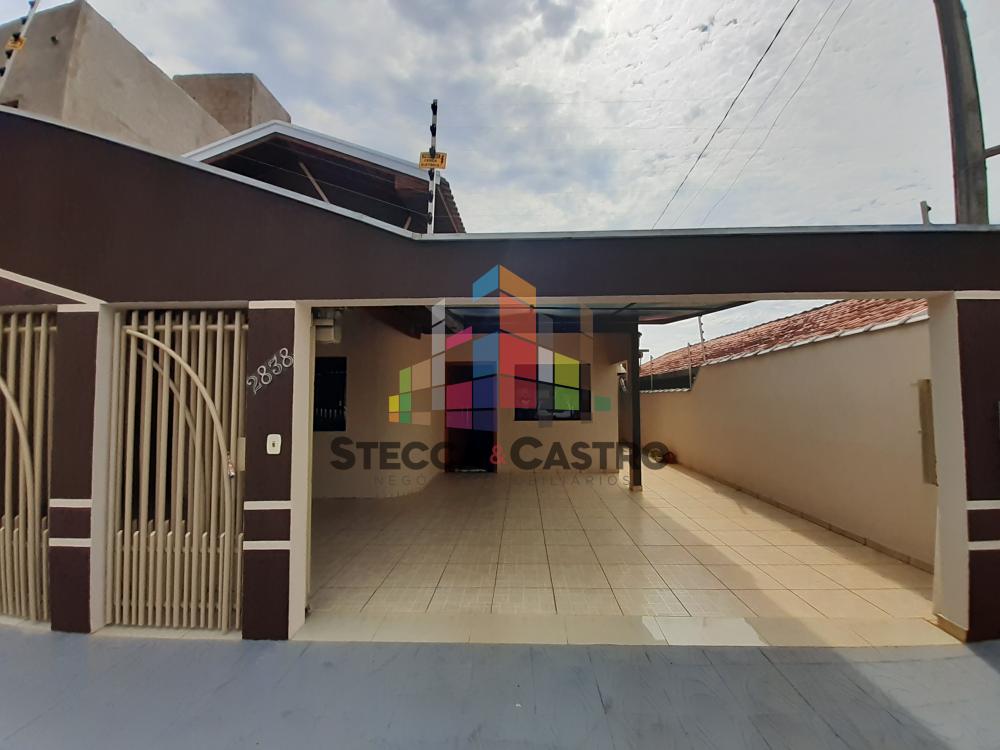Alugar Casas / Casa em CACOAL R$ 1.300,00 - Foto 1 Alugar Casas / Casa em CACOAL R$ 1.300,00 - Foto 1