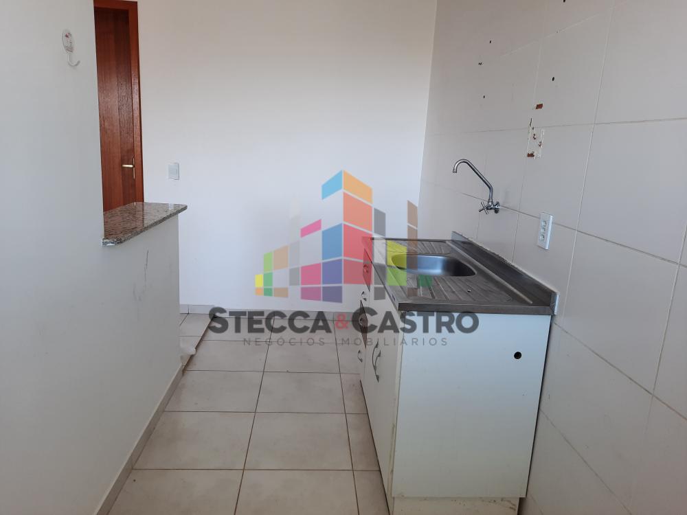 Alugar Apartamentos / APARTAMENTO RESIDENCIAL em CACOAL R$ 750,00 - Foto 15