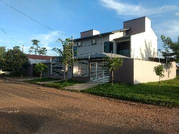 Alugar Casas / Casa em CACOAL. apenas R$ 1.600,00