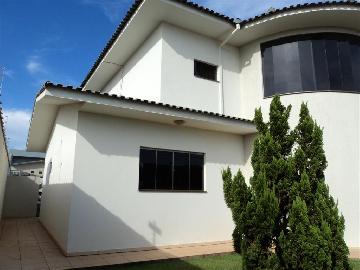 CACOAL CENTRO Casa Locacao R$ 6.500,00 3 Dormitorios 2 Vagas Area do terreno 798.12m2 Area construida 600.00m2