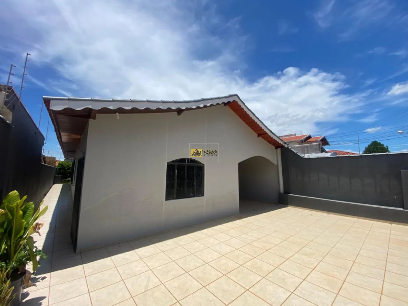 Alugar Casas / Casa em Cacoal R$ 2.600,00 - Foto 2