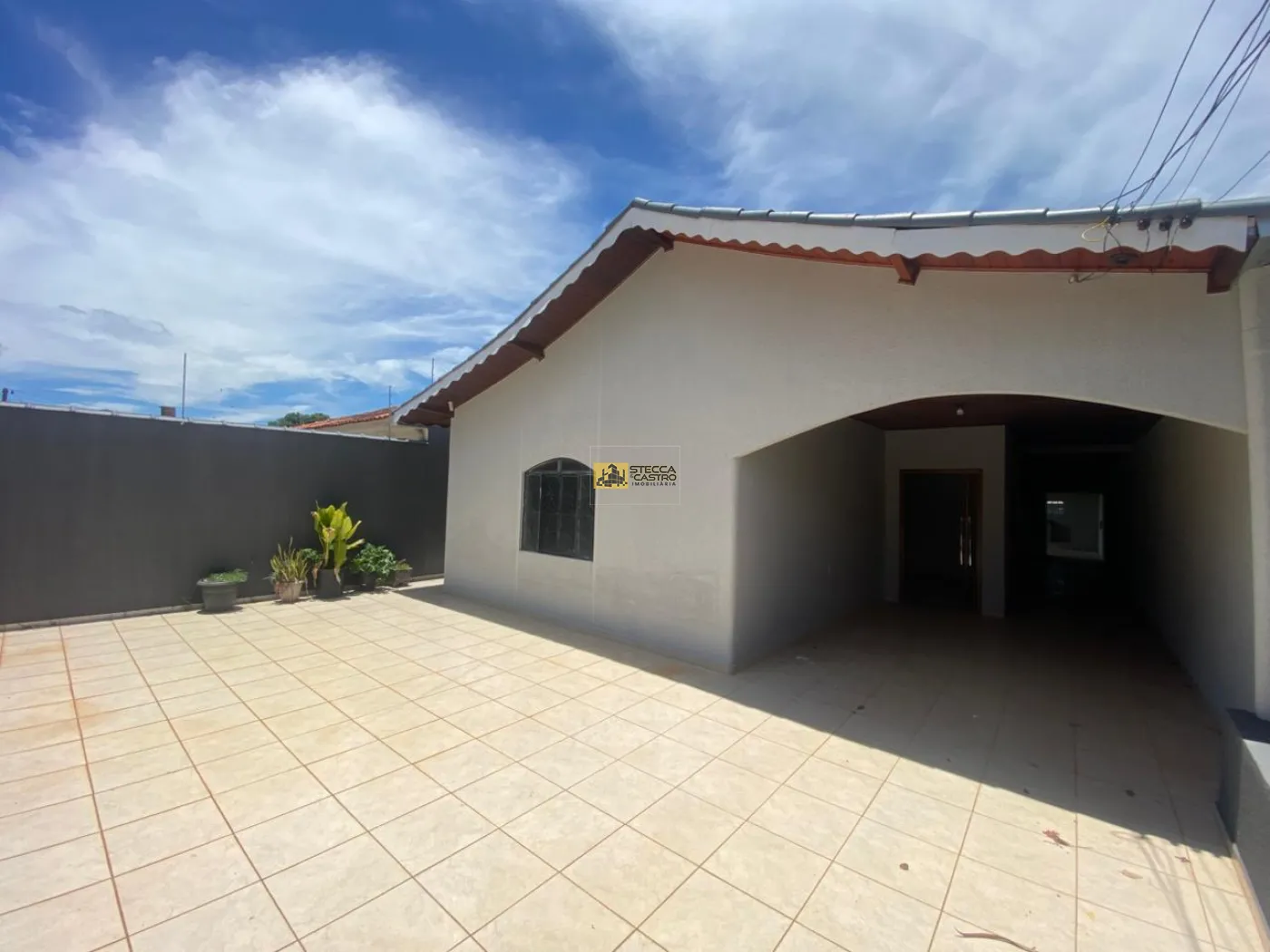 Alugar Casas / Casa em Cacoal R$ 2.600,00 - Foto 3