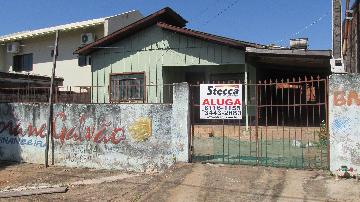 Alugar Casas / Casa em CACOAL. apenas R$ 700,00