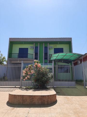 Alugar Casas / Casa em CACOAL. apenas R$ 2.000,00