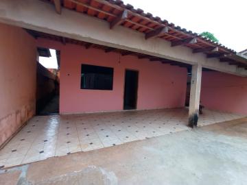 Alugar Casas / Casa em Cacoal. apenas R$ 700,00